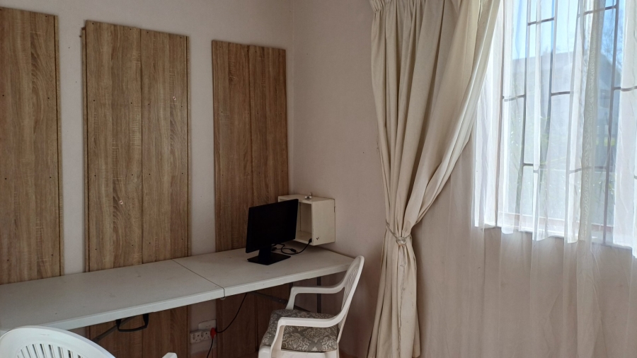  Bedroom Property for Sale in Bodorp Western Cape
